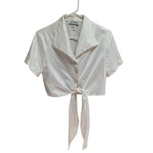 Vintage W.O.W. White Cropped Pin-Up Style Top With Tie Size Medium